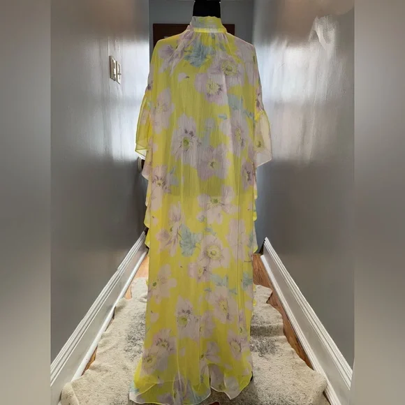 H&M Yellow and White Maxi Dress with Flutter Sleeves - Picture 3 of 8